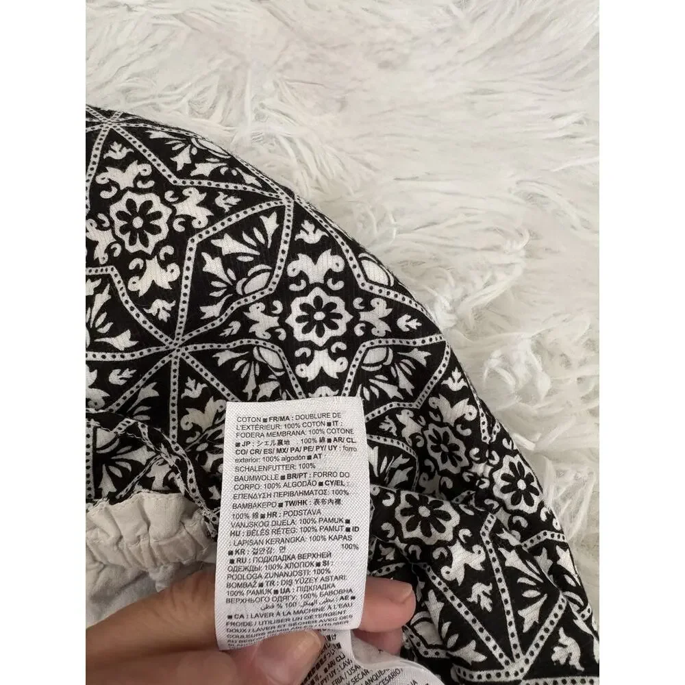 Baby Gap Girls 2T Black & White Design Romper. Adorable, Grt Quality